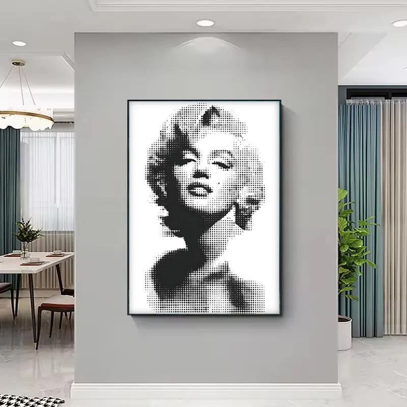 Marilyn Monroe in Halftone