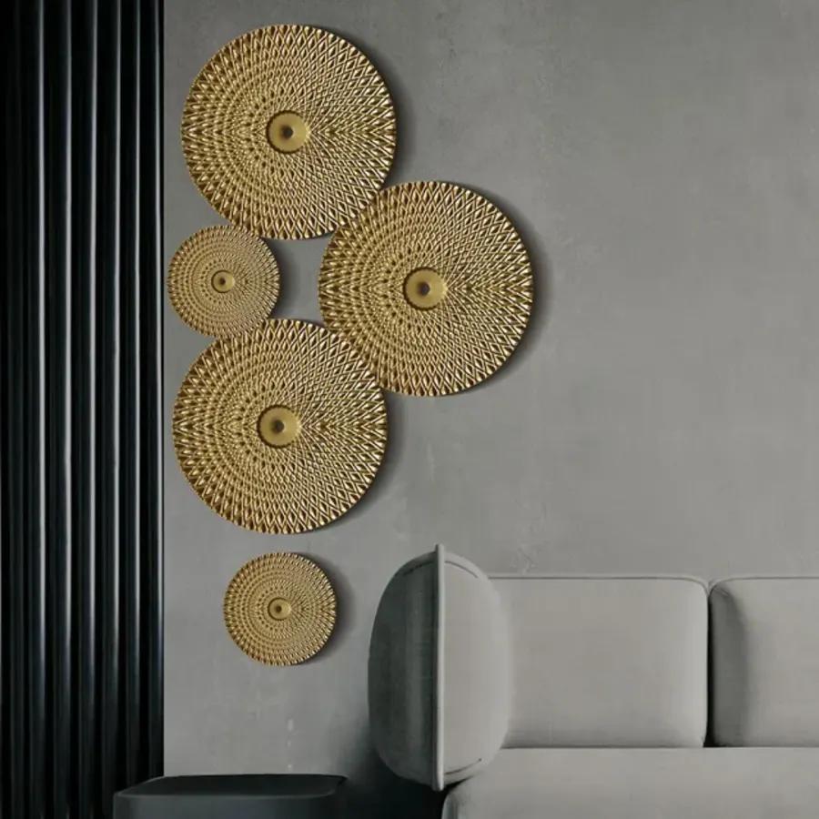 Radial Lattice Medallion
